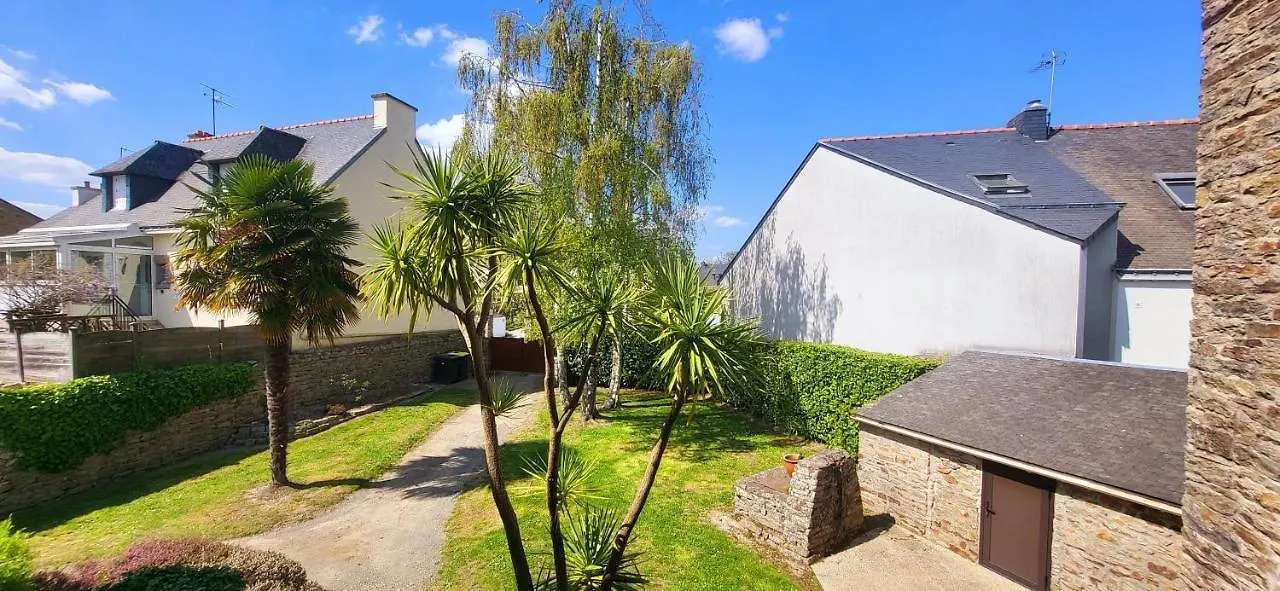 Charmant Appartement En Residence Calme Au Centre De Vannes Proche Gare